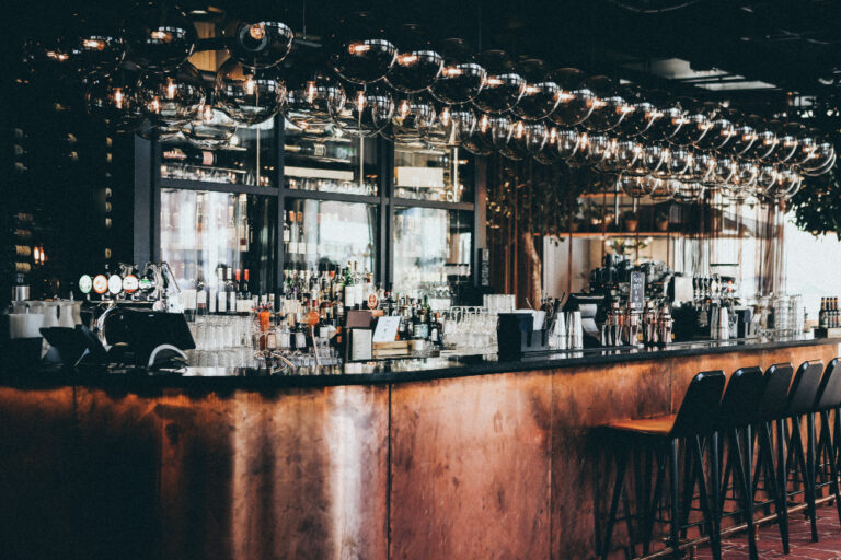 montar un bar reforma local comercial barcelona